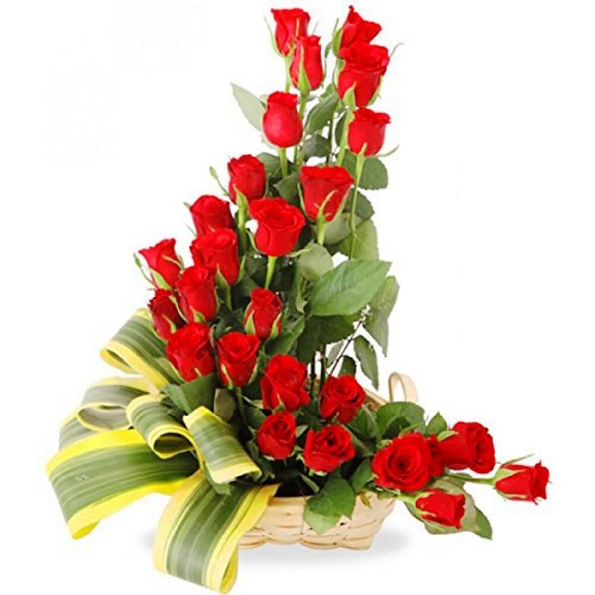 Alphabet Special Fresh Flowers 'L' Love Shape Basket Arrangement ...